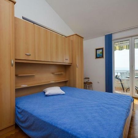 Apartmani Meri Макарска Экстерьер фото